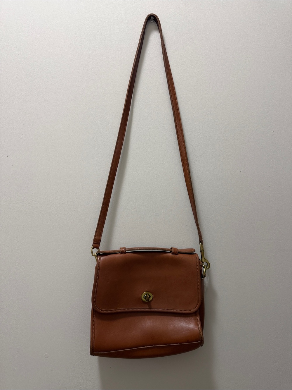 Coach vintage cross body